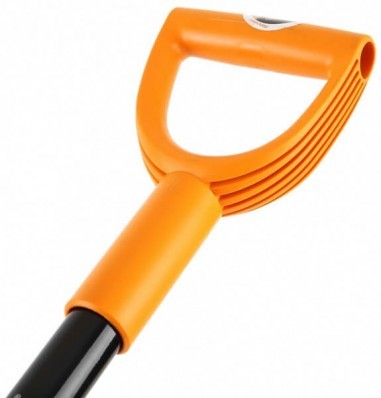 Лопата штыковая Fiskars Solid